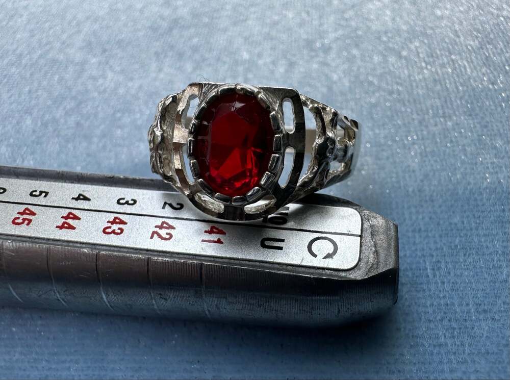 Vintage Men's 925 Sterling Silver Statement Ring Oval Red Gemstone Size 9.25